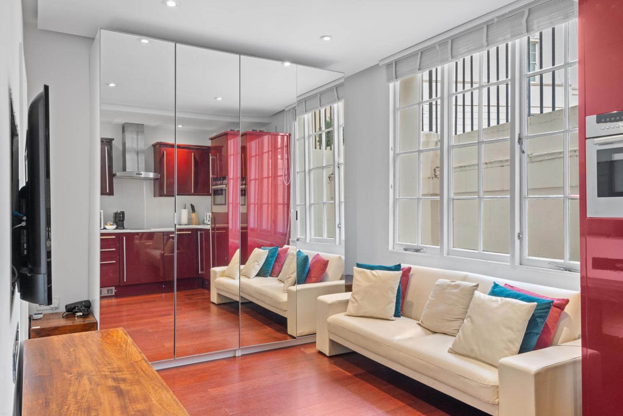 Apartment Londwell, Sloane Square Gem, Private Terrace